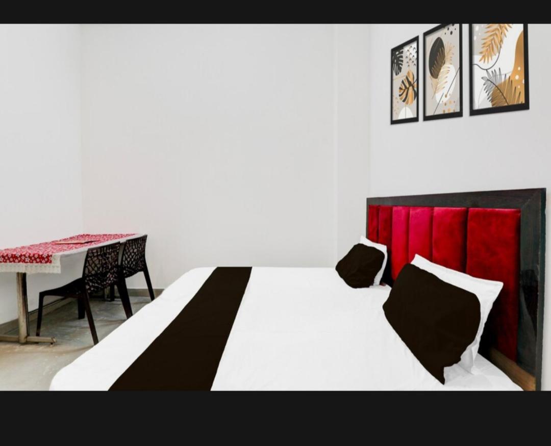 Hotel Basera Inn Raebareli 外观 照片